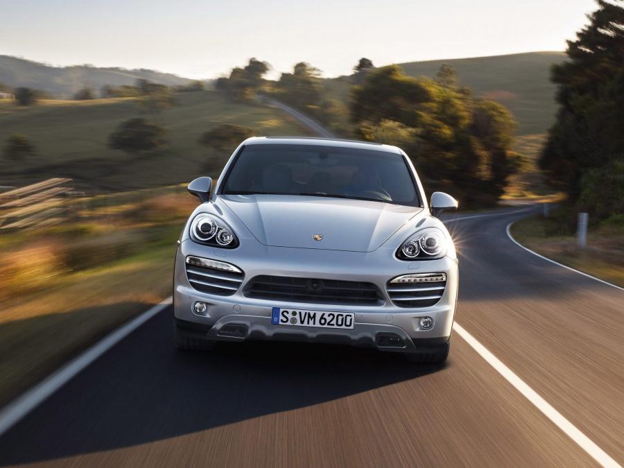  Porsche Cayenne 2011 года  (фото 63 из 107)